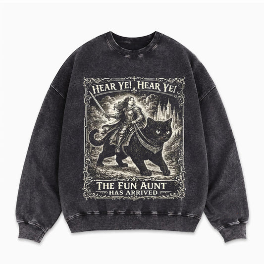 Fun Aunt Knight Riding Black Cat Sweatshirt