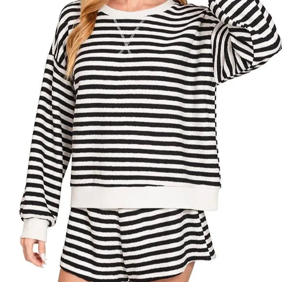 Custom Wholesale Autumn Women's Striped Cropped Long Sleeves Crewneck Sweatshirts Pullover Shorts Two Piece Set Manufacturer