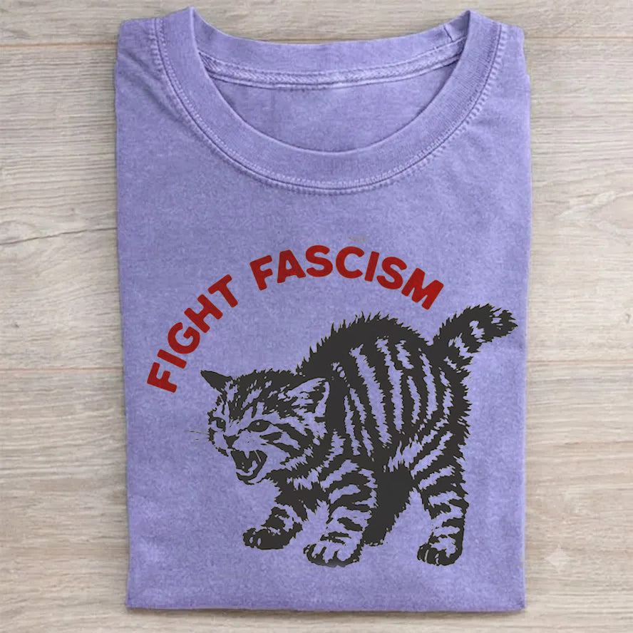 Vintage Tabby Cat Resist T-shirt